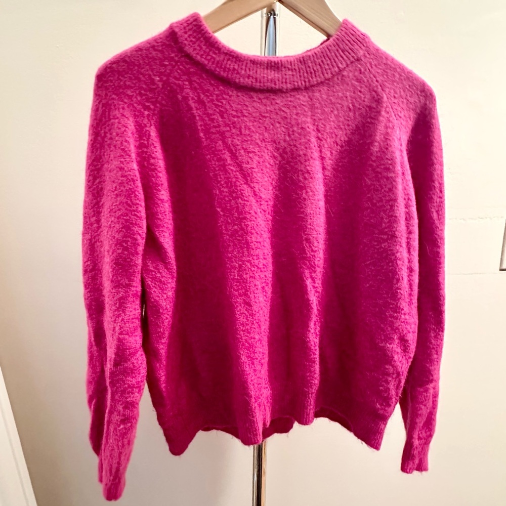 Zara Vibrant Pink Crew Neck Sweater - Great Condition